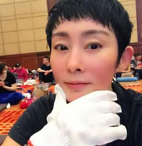 最贵气赵敏近照面目全非被指整容磨腮后如换头网友无法形容