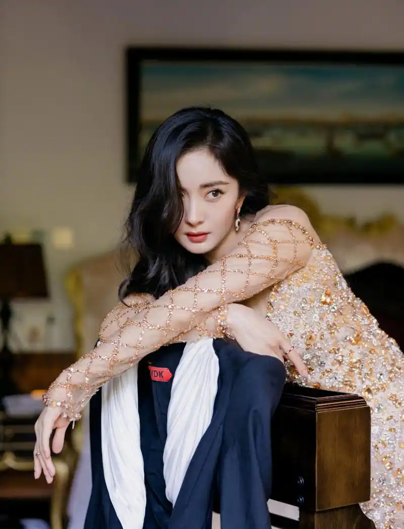 杨幂全身照合集精选