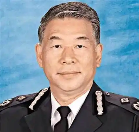 原创任达华黑白两道通吃港圈无人敢惹他究竟有何背景