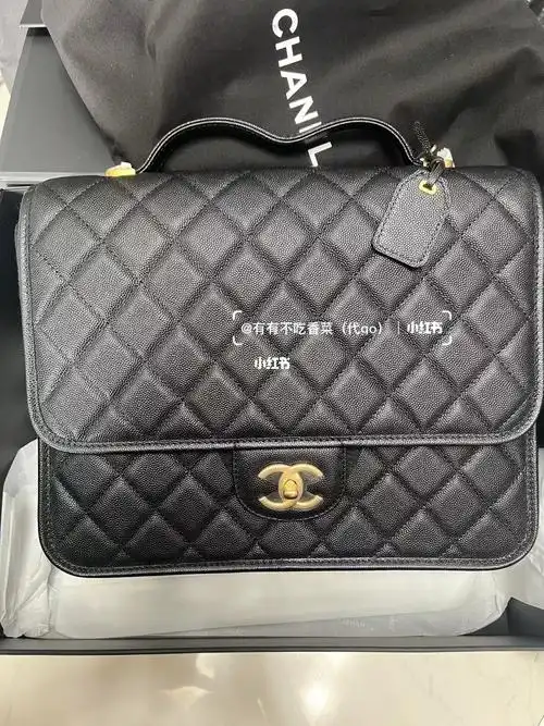 香奈儿大号邮差双肩包荔枝皮