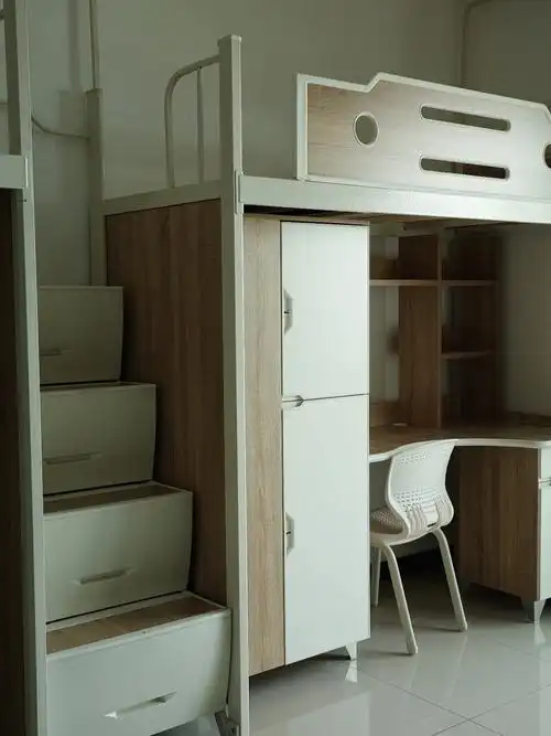 自从住上了广大的豪华宿舍后