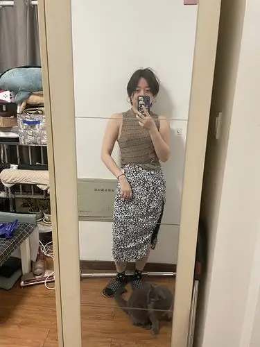 女生110斤,身高163,算胖吗