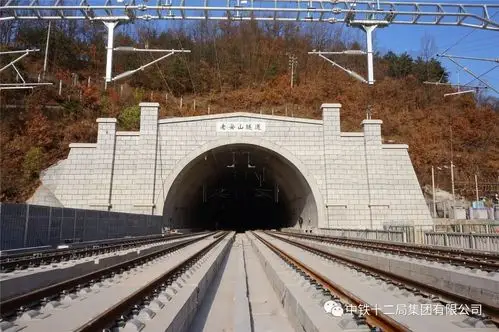 宁西铁路新桃花铺二号隧道西商高速公路灞源隧道小康高速公路包家山