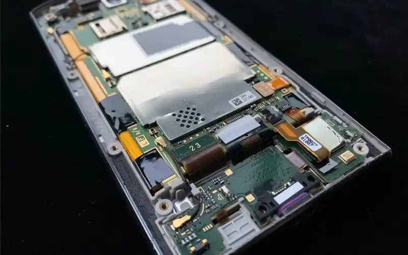 全世界第一台无边框"全面屏"手机拆解,超多细节"液晶之父"的惊世作品