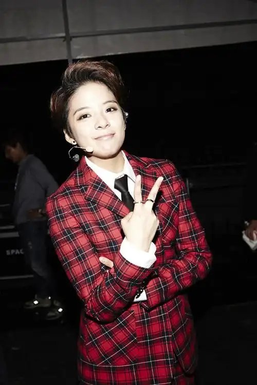 amber#fx组合##刘逸云##明星