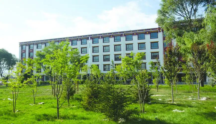 青海省藏语佛学院招生简章