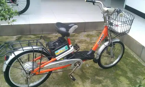 转让二手捷安特电动车580元