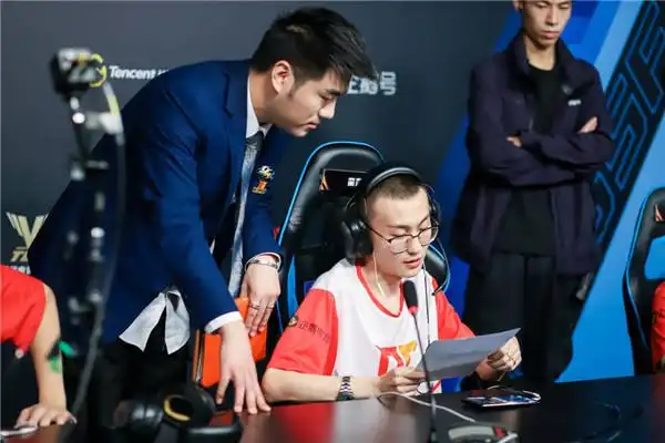 情久战队阵容解析究极配置无懈可击