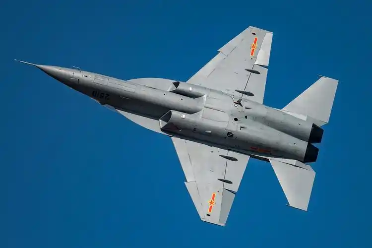 教10高级教练机机动飞行