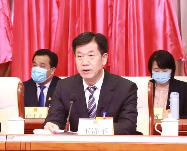 嘉峪关市第十届人民代表大会第七次会议胜利闭幕