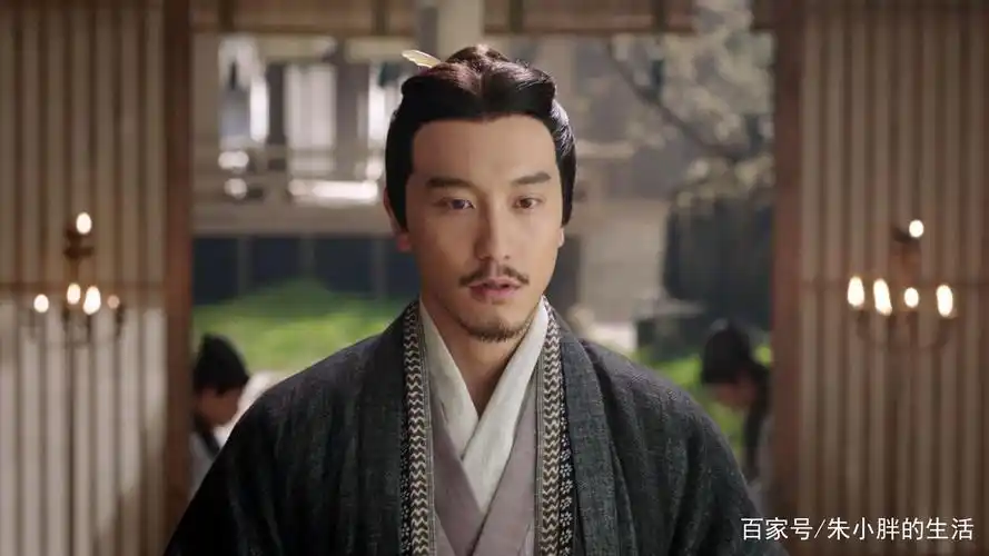 历史记载,曹操手下第一谋士郭嘉,曾为他出过什么奇谋?