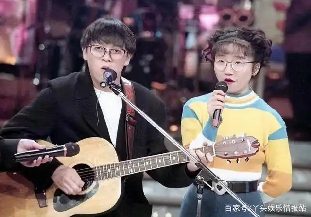 张雨生的女友黄慧玲已经和张雨生在一起5年了,这突如其来的打击沂是