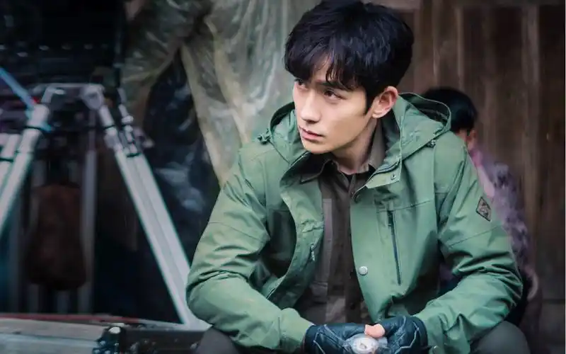 盗墓笔记重启朱一龙吴邪无邪