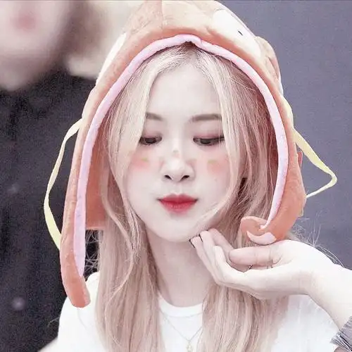 朴彩英头像金发碧眼朴彩英79ros07