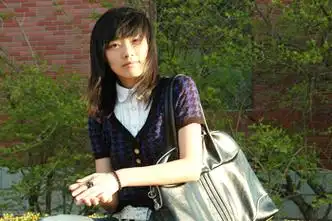 孟依妮-北京现代音乐研修学院