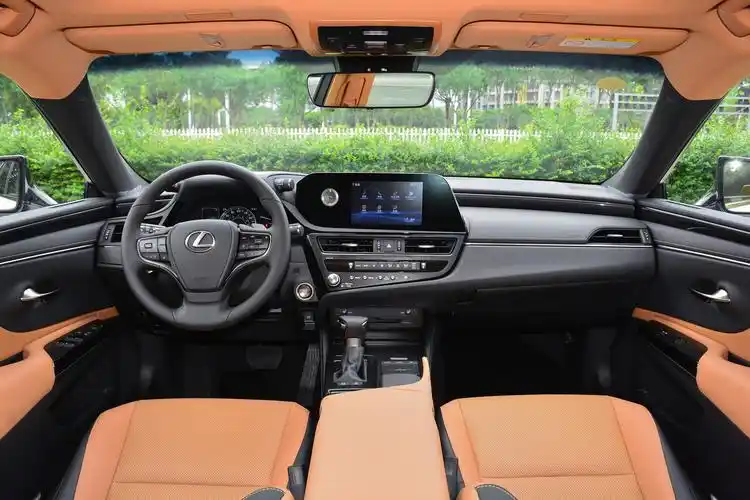 雷克萨斯es内饰-空间-动力-易车