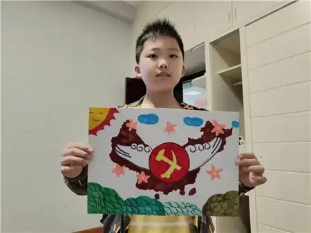 童心向党画党徽