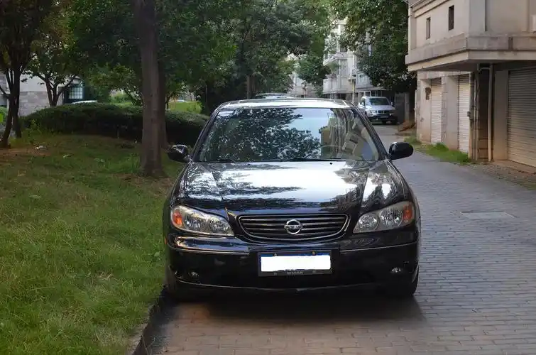 04年进口尼桑风度a33 v6 3.0精品好车 6.6万出手了