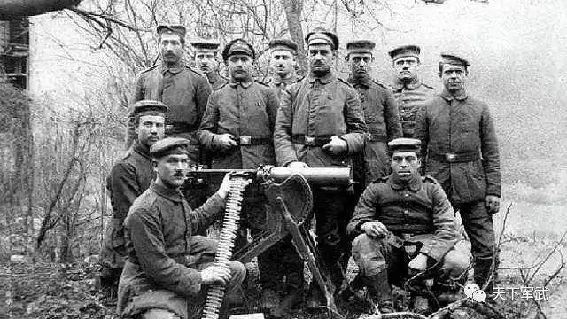 一战德国堑壕用轻机枪伯格曼mg15一种重机枪向轻机枪的过渡枪械