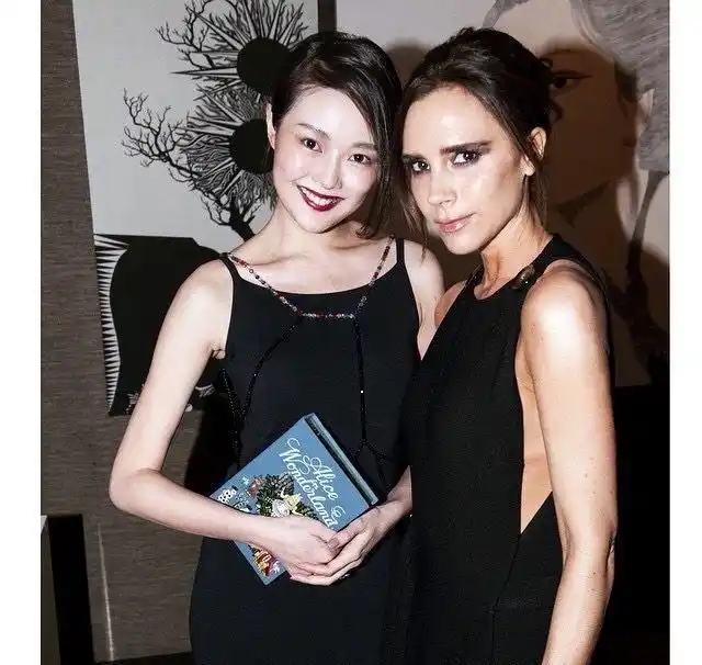 被套路!范冰冰素颜被拉去合拍还不给p图,霸气回应晚晚有深意