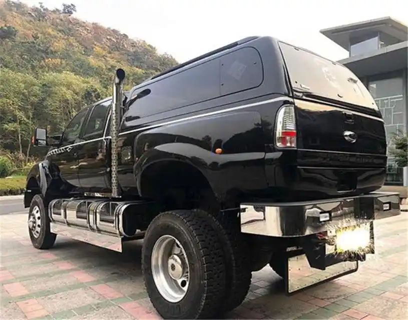 他早在大半年前就托人帮他订购这辆福特的f650,而在经过一段时间的