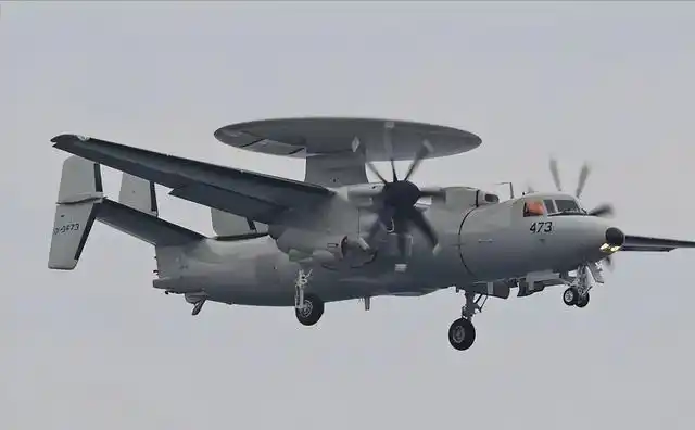 我国在建的"福建"号航母自然也会装备这型具有重要意义的舰载机