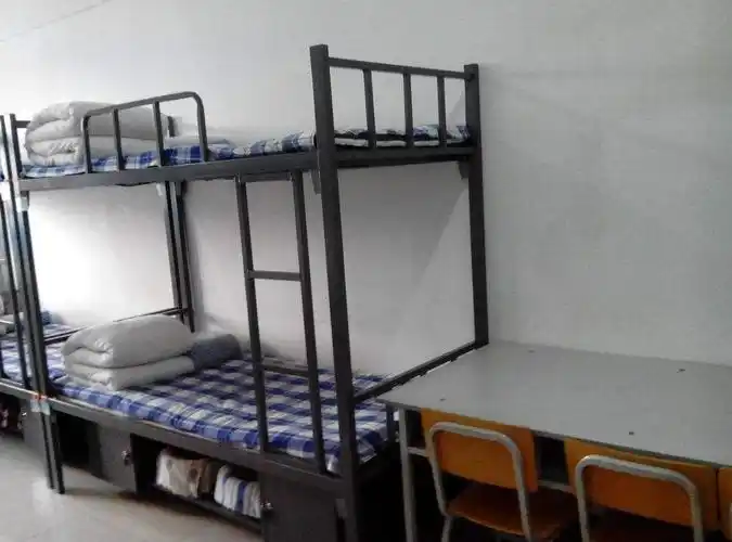 上铺和下铺差多少钱(大学要开学了)