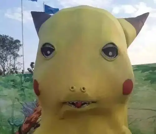 放大看,更恐怖了……网友丙:网友三层楼那么大的皮卡丘,你有没有见过