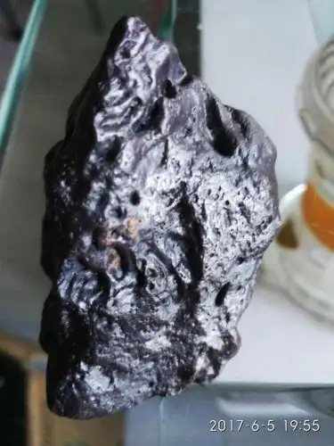 新疆贵金属陨石