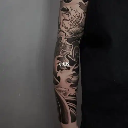 浪花花臂「偶尔打板雾」