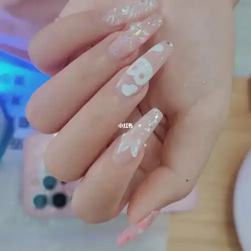 少女粉色系夏日清爽长款美甲