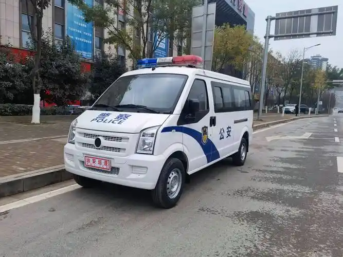 警用装备创新升级,新能源电动巡逻车投入使用