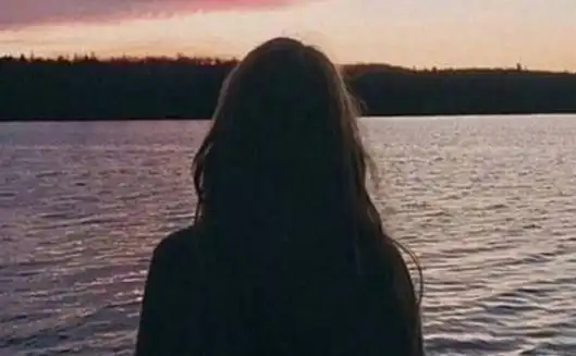 心碎的说说句子发朋友圈