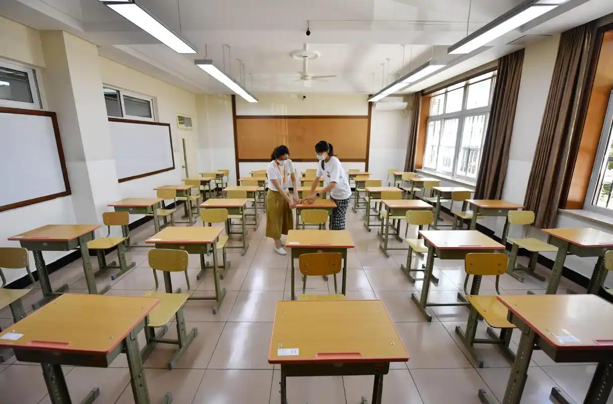 探访北京海淀高考考点:做足防疫准备,为考生提供午休场所