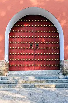 红色拱形宫门,南京明孝陵古建筑朱漆大门