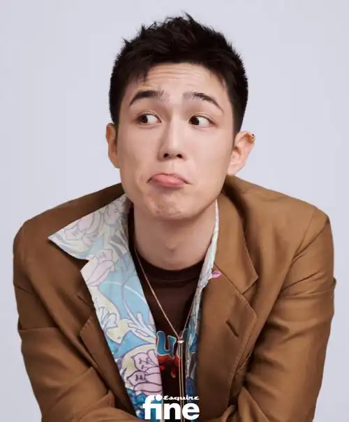 利晴天图片利晴天帅气图片写真