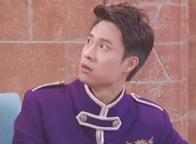 萌学园素材抱图关注