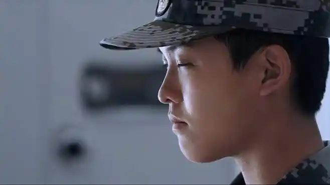 麻辣女兵:汤小米被首长妈妈赶回家,原来是要多陪陪父亲,泪目-影视综