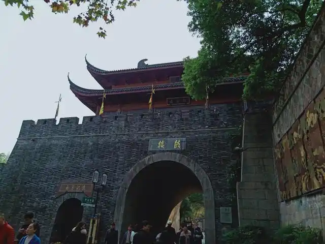 杭州的南宋御街:古时候最繁华街道之一,如今却备受游客吐槽?