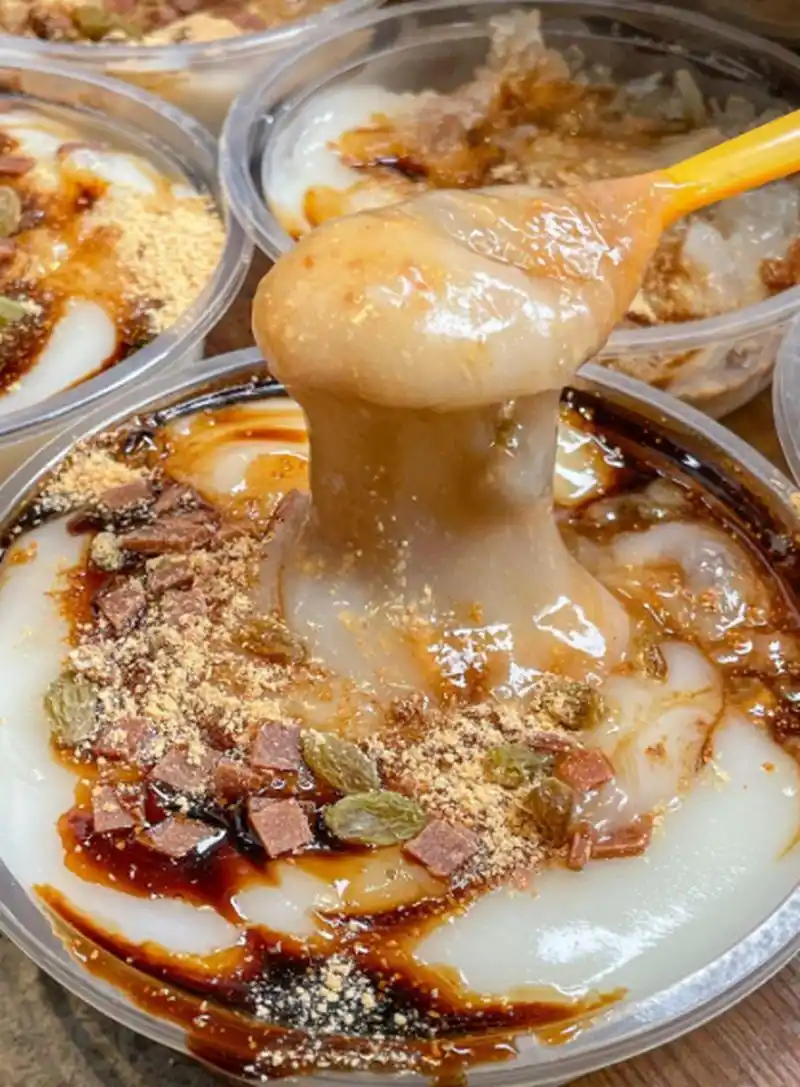 大重庆!糯叽叽的拉丝凉糕好好次05 都给我来吃糯叽叽的拉丝凉糕!