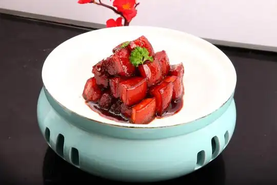 红烧肉摆拍摄影摄影图__传统美食_餐饮美食_摄影图库_昵图网nipic.com