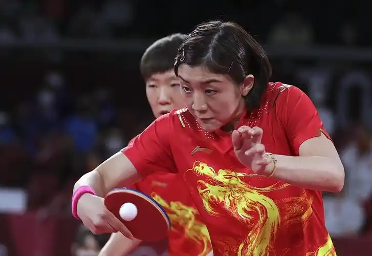 陈梦(前)  图/新华社