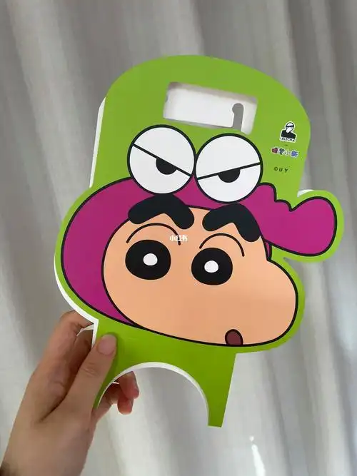 乐乐茶蜡笔小新联名