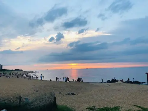 傍晚的海边.一一白沙门