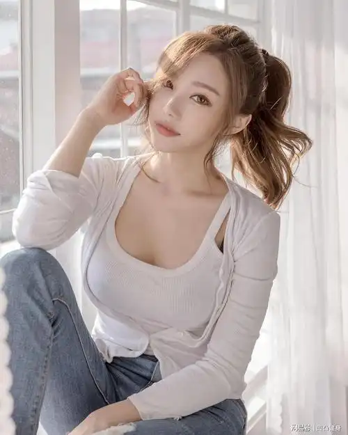 减肥别只跑步了!f罩杯女神领你健身运动,燃脂效率不比跑步差