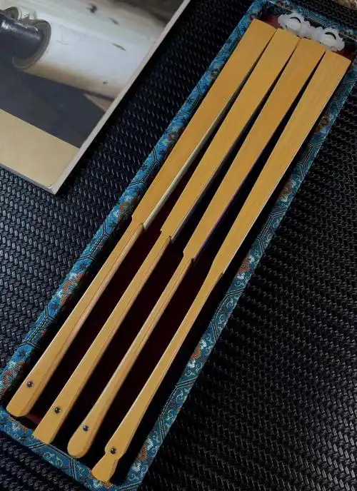 庄煜安本工玉竹各种头型制式折扇九五寸十六