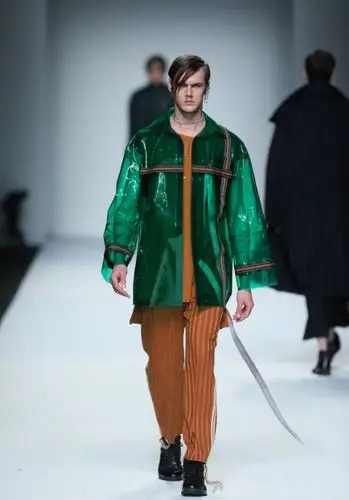 2017秋冬上海时装周 lengthen引申品牌秋冬秀场直击画册