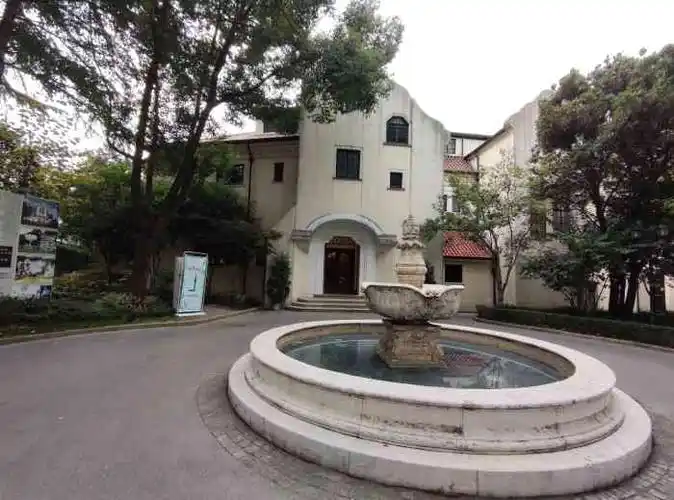 上海汾阳花园酒店-"汾阳花园酒店位于徐汇区汾阳路45号,近邻.