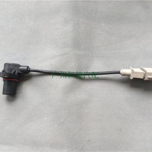 大众桑塔纳3000志俊发动机曲轴转速传感器脉冲速度传感器