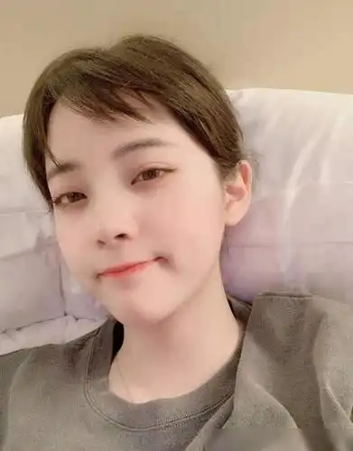 王中磊女儿王文也晒照,却意外撞脸欧阳娜娜,这颜值不出道可惜了